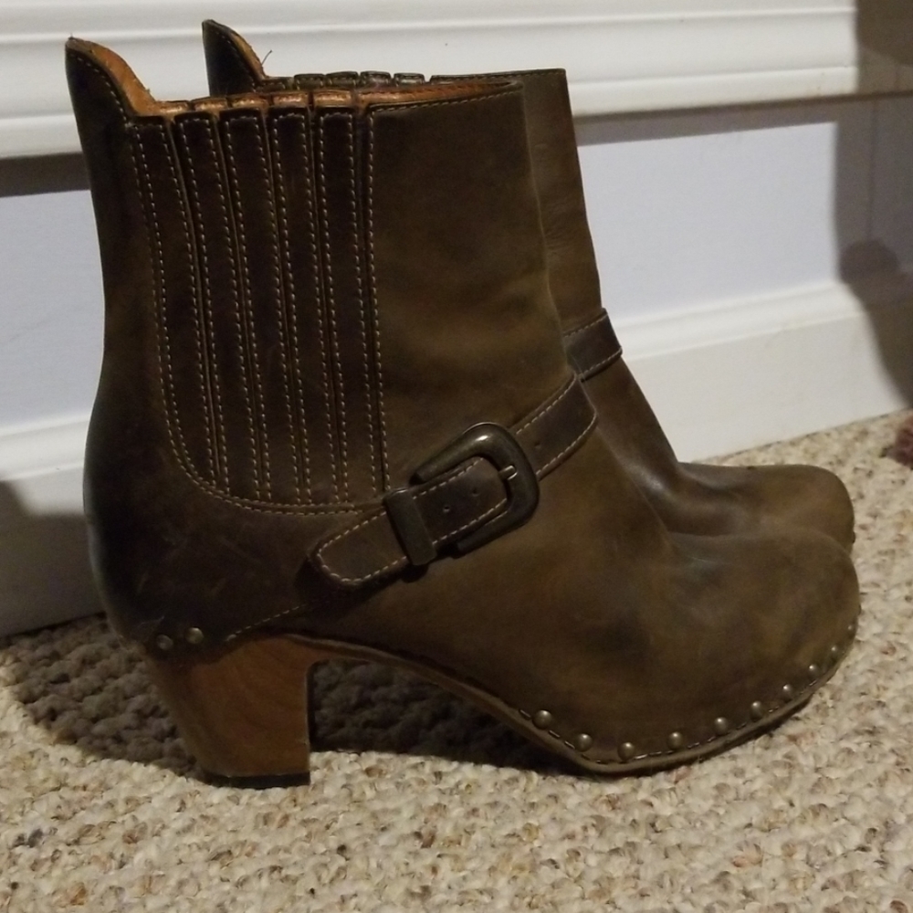 Dansko leather clog boots
